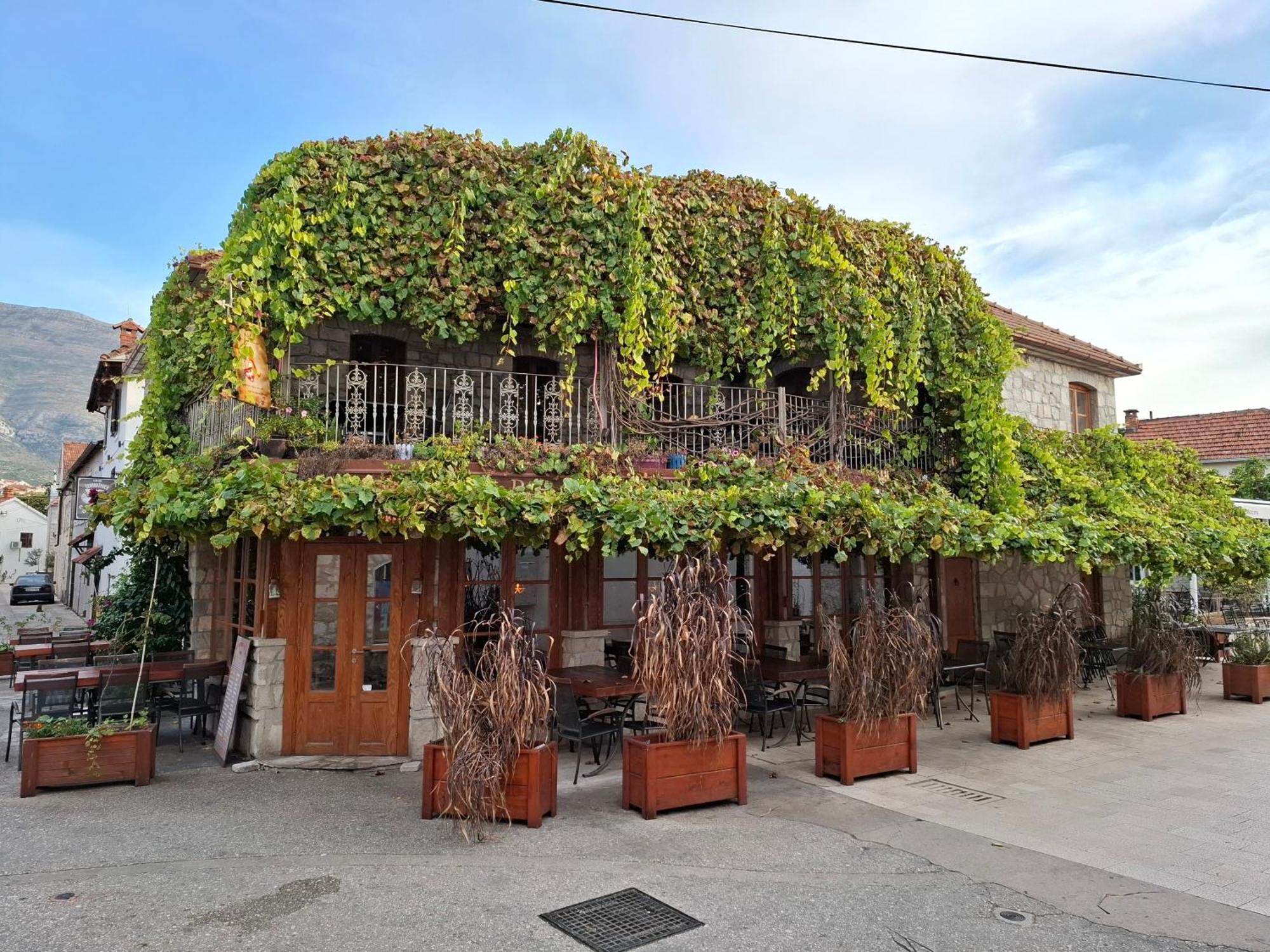 Ras Trebinje Stari Grad Bed & Breakfast Екстериор снимка